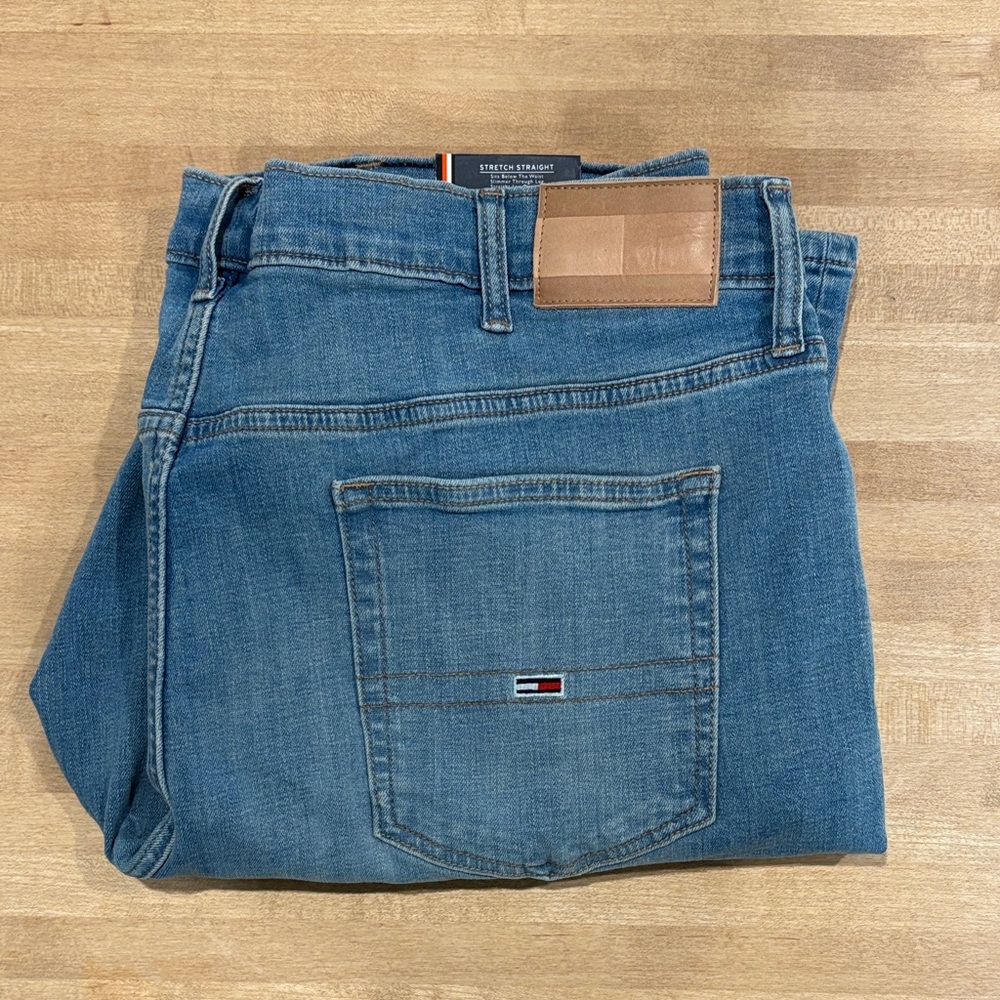 Tommy Hilfiger Men's Classic Denim Jeans